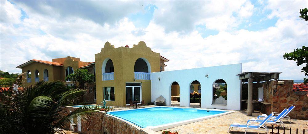 Villas & Resort Luz De Luna 산타크루즈휴에튤코 외부 사진
